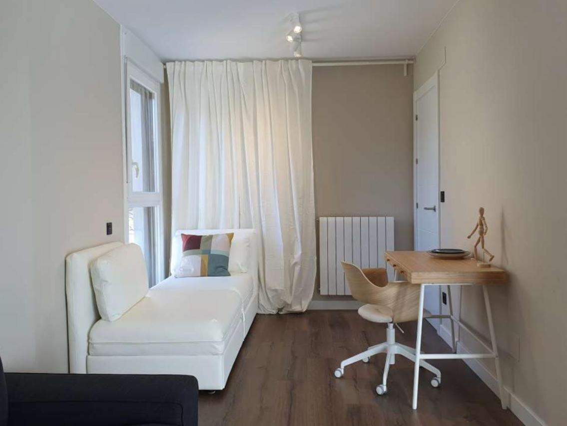 Apartamento Posets Apartment Хака Екстериор снимка